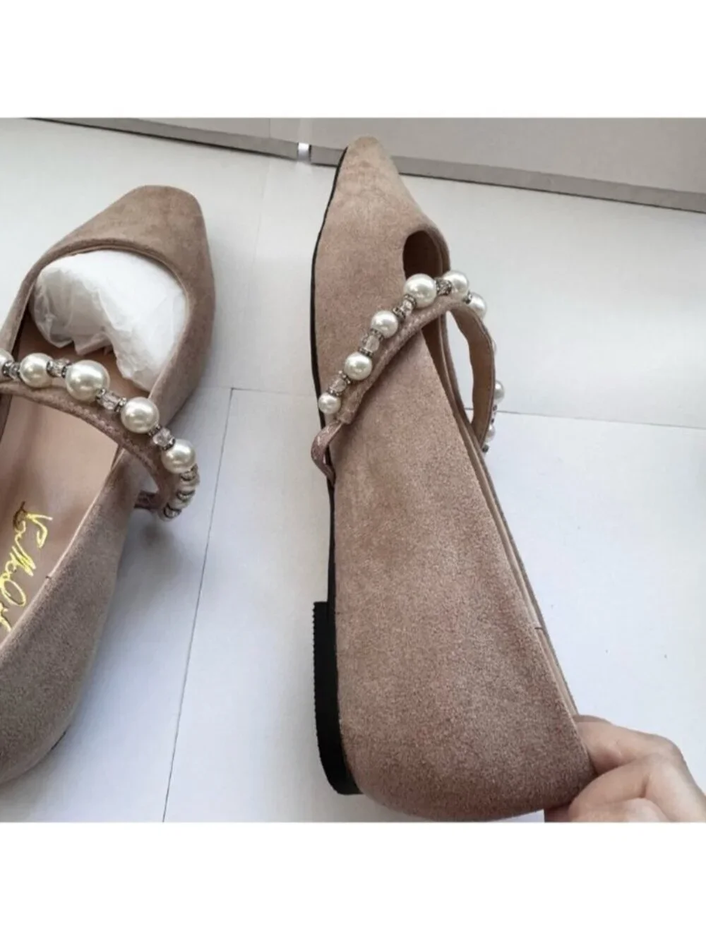 Women Slip on Pearl Strap FOWT Size 10 Flats Beige
